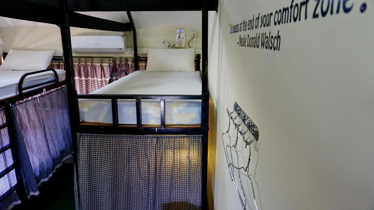 Celia Hostel Mandalay Luaran gambar