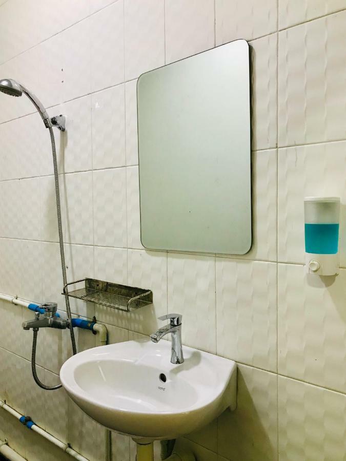 Celia Hostel Mandalay Luaran gambar