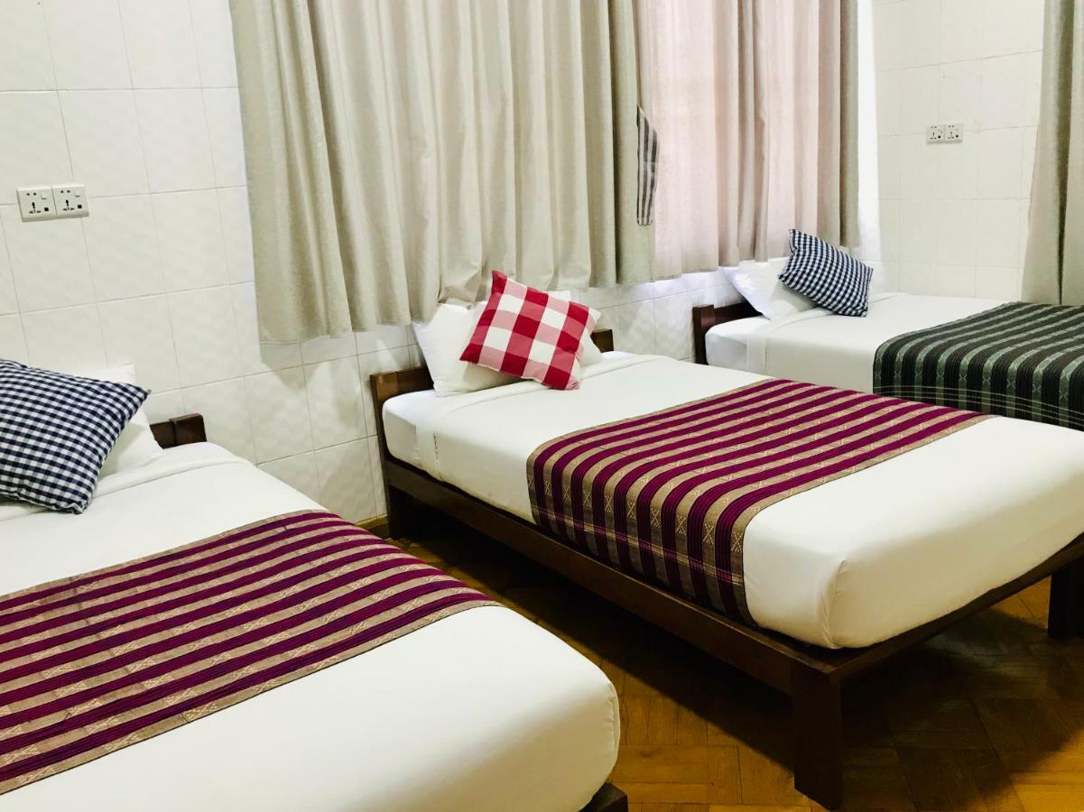 Celia Hostel Mandalay Luaran gambar