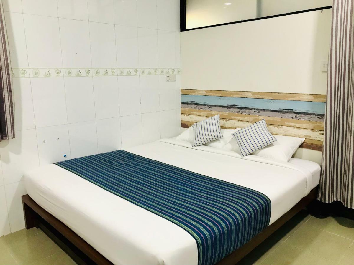 Celia Hostel Mandalay Luaran gambar